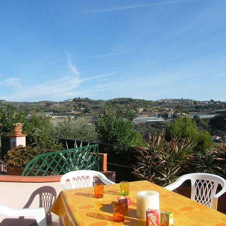 Casa di RINO Villa San Lorenzo al Mare Bagian luar foto
