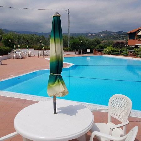 Casa di RINO Villa San Lorenzo al Mare Bagian luar foto