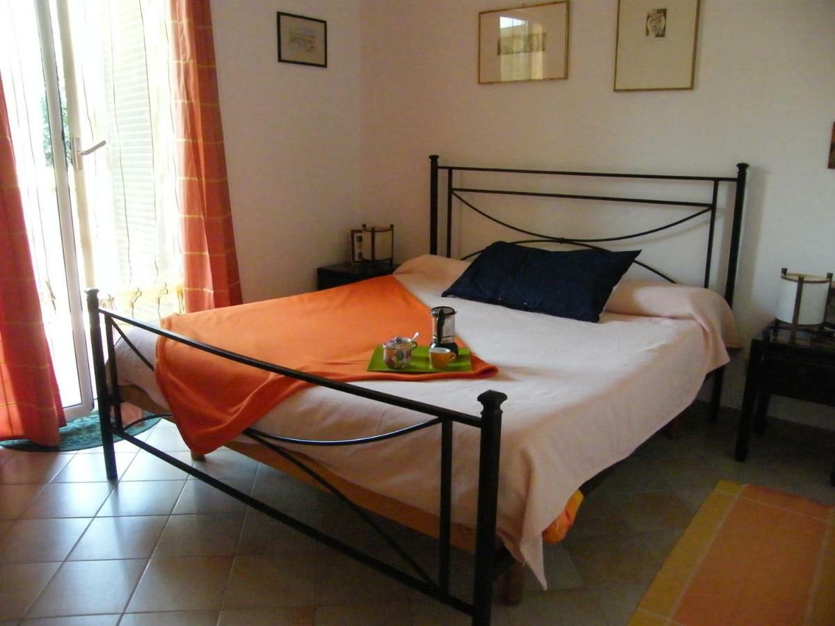Casa di RINO Villa San Lorenzo al Mare Bagian luar foto